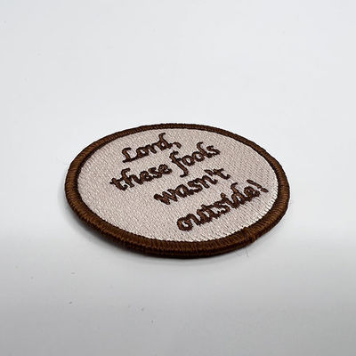 Wörter entwerfen kundenspezifischen Logo Embroidery Patches, den PMS wiederverwendbares Stainable färbt