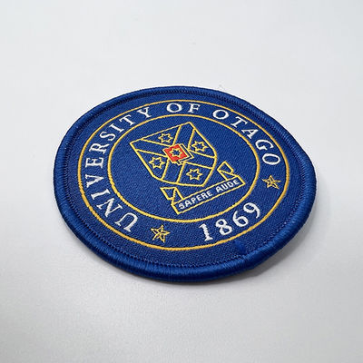 Nadel-Webstuhl-spinnendes Eisen auf gesponnenen Logo Patch Custom University Uniform-Namen-Flecken