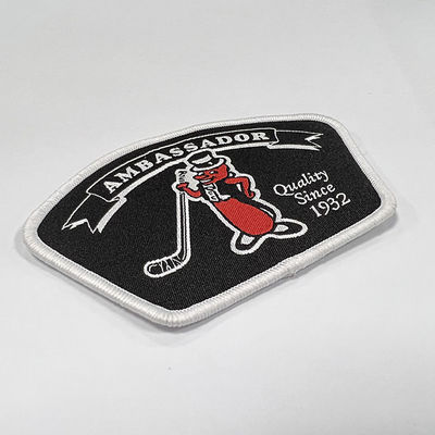 Kundenspezifisches Eisen auf gesponnener Flecken-Golf Club-Kleidungs-Marke bessert für Uniform aus