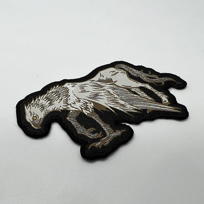 Kundenspezifisches Tier führt gesponnene Logo Patch Self Adhesive Backing-Stickerei-Flecken einzeln auf
