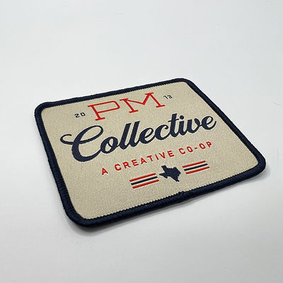 Kundenspezifischer Logo Iron On Woven Patch, den waschbares Emroidery Laser ausbessert, schnitt Grenze für Kleidung